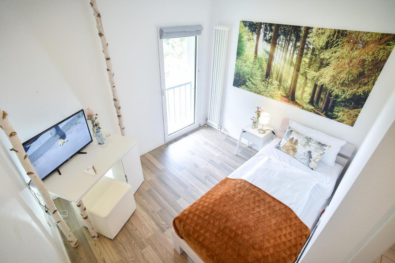 Habitat Esslingen Hotel Esslingen am Neckar Екстериор снимка